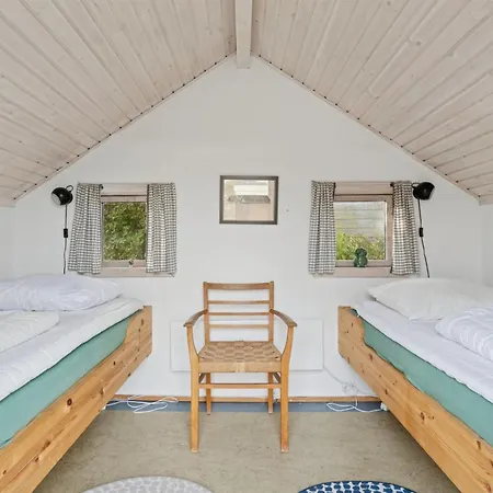 Elle - 175m From The Sea By Interhome *